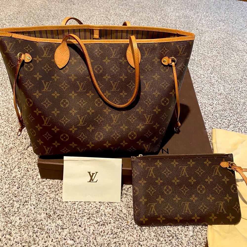 Louis Vuitton Monogram Neverfull Handbag +Wristlet